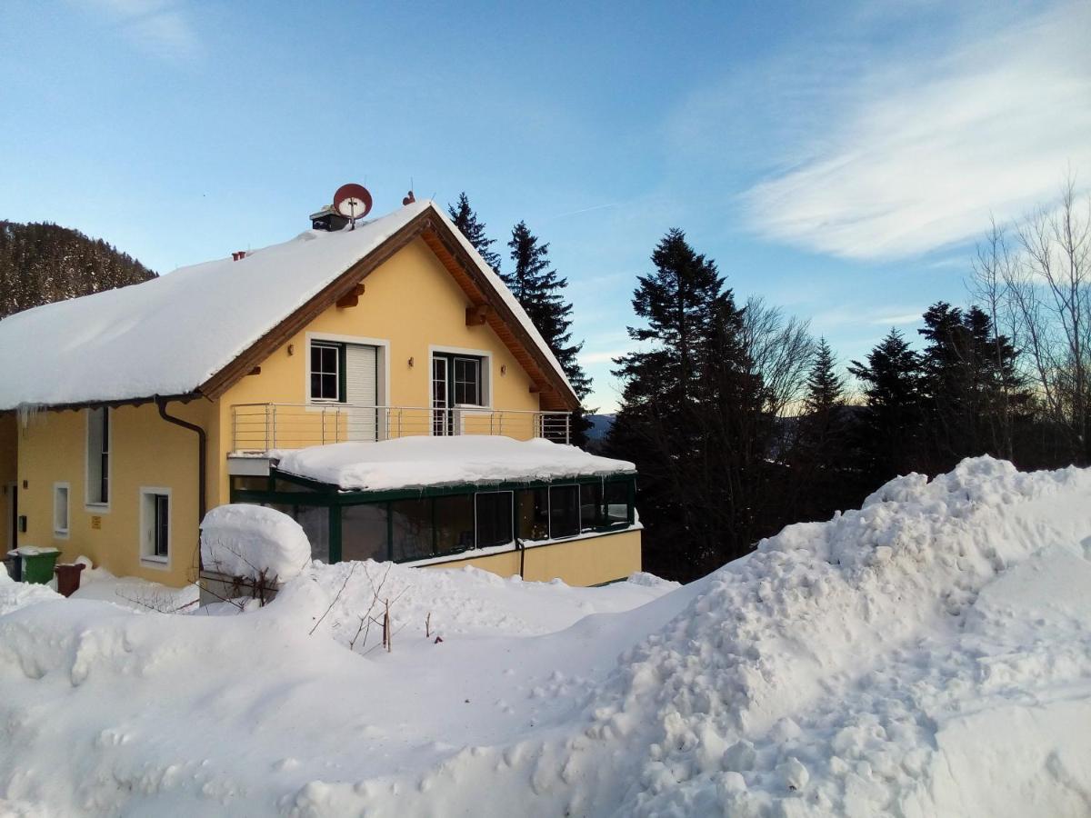 Ferienhaus Anna เซมเมอริง ภายนอก รูปภาพ
