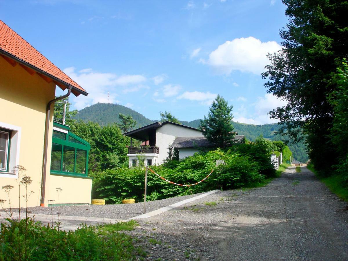 Ferienhaus Anna เซมเมอริง ภายนอก รูปภาพ